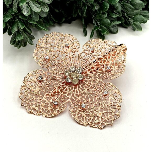Rose Gold Crystal Floral Hair Clip With Intricate Filigree Design - Picture 2 of 3